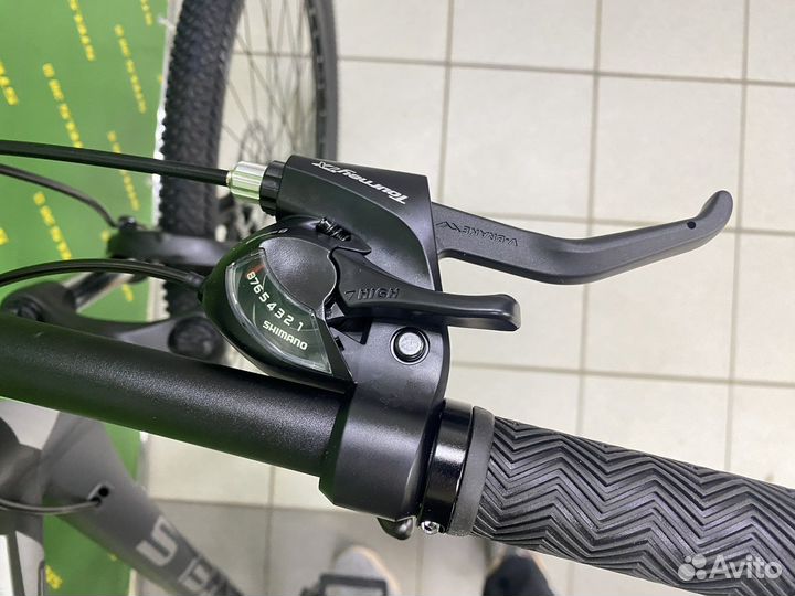 Велосипед горный Stels Navigator 930 MD 29 V010