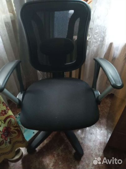 Компьютерное кресло