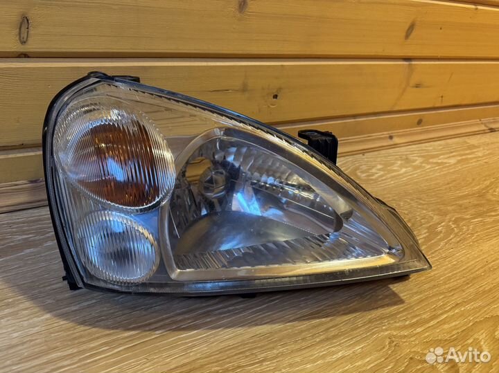 Фара правая Suzuki Liana Aerio 100-32662