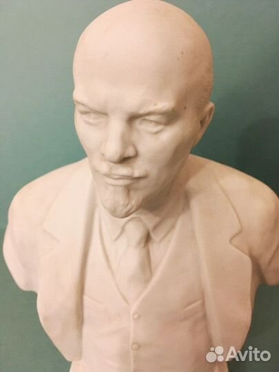 Бюст Ленина лфз