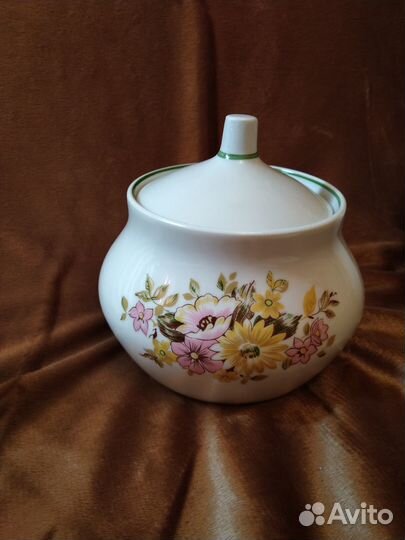 Чайный сервиз на 6 персон