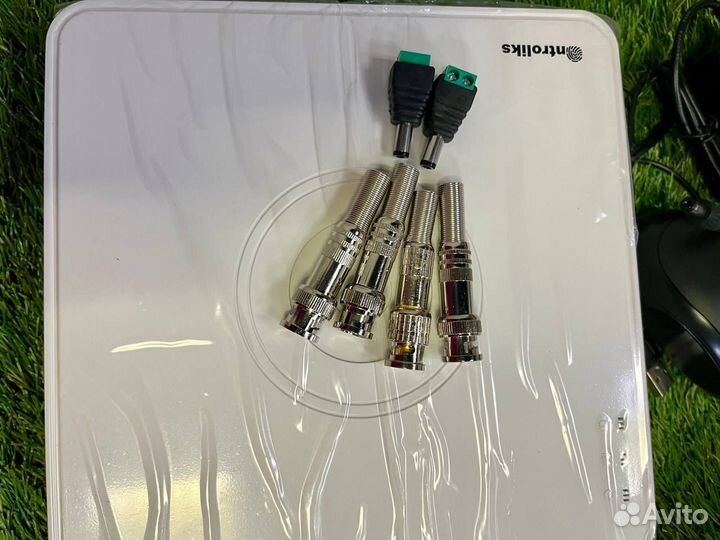 Комплект видеонаблюдения на 2 камеры