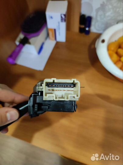 Подрулевой переключатель toyota carina, corona