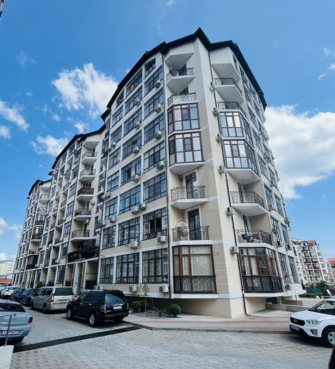 Машиноместо, 10 м²