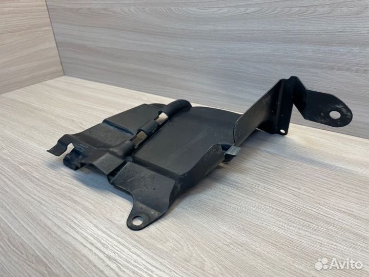 Пыльник двигателя передний левый LADA X-Ray