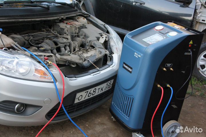 Заправщик автокондиционеров. Автомобильный кондиционер. Заправка автомобильных кондиционеров. Заправка автомобильных кондиционеров. Заправка кондиционера в автомобиле.