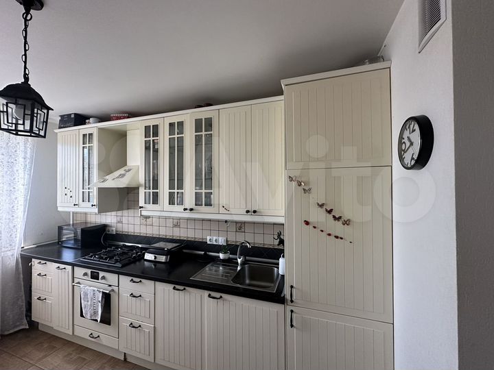 3-к. квартира, 73 м², 2/5 эт.