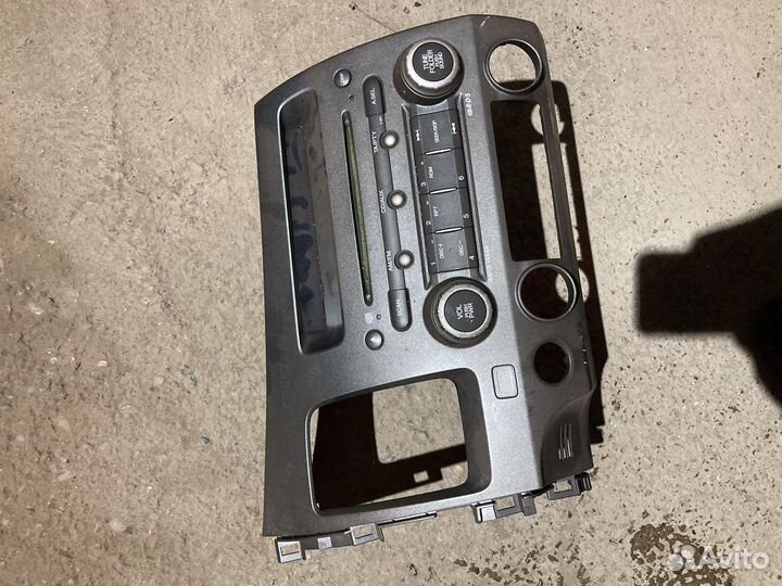 Магнитола Honda civic 4d