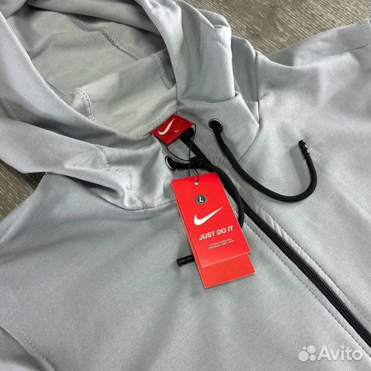 Спортивный костюм Nike