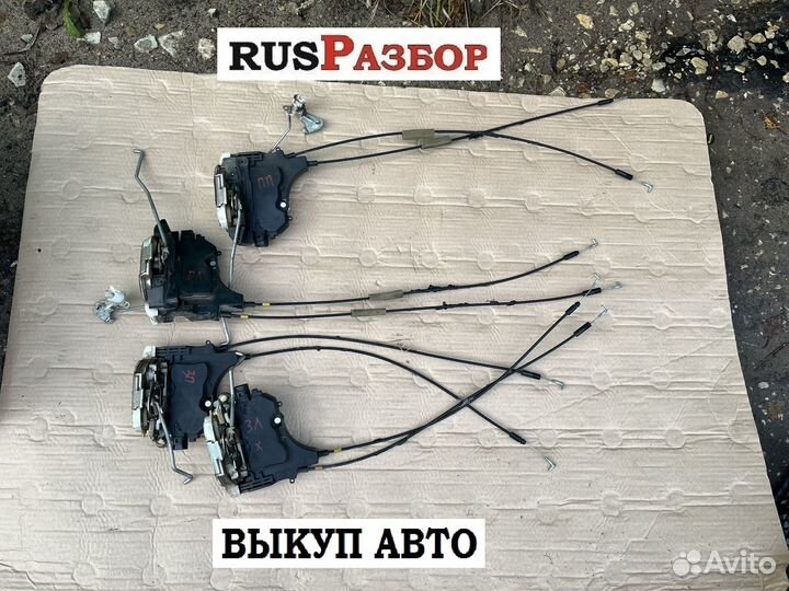 Замок двери Мицубиси Лансер 10