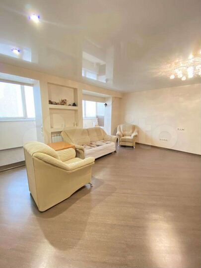 4-к. квартира, 84 м², 3/9 эт.