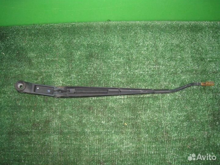 Поводок стеклоочистителя левый Chevrolet aveo T25
