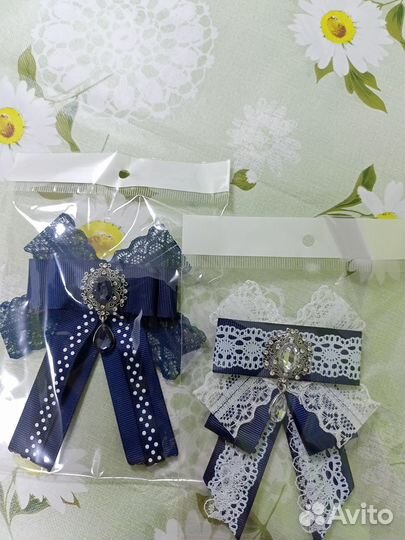 Брошки-бантики