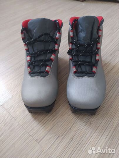 Лыжные ботинки 35 размер