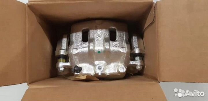 Суппорт передний левый в сборе Captiva GM 25964182