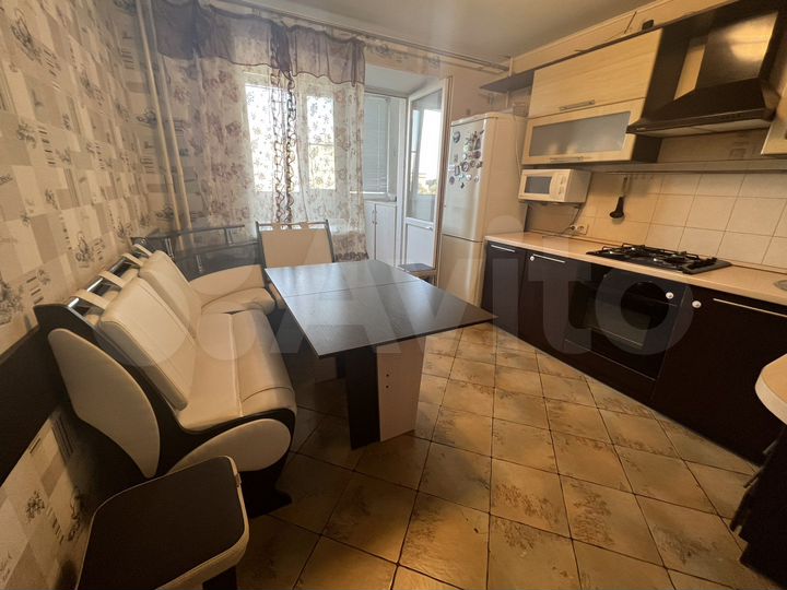 2-к. квартира, 65 м², 7/10 эт.