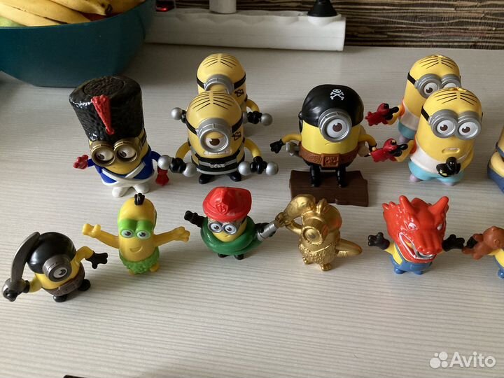 Миньоны из макдональдса