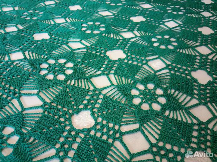 Скатерть новая ручной работы