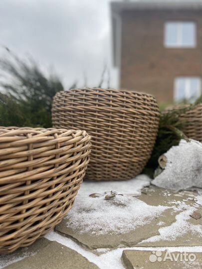 Кашпо из ротанга