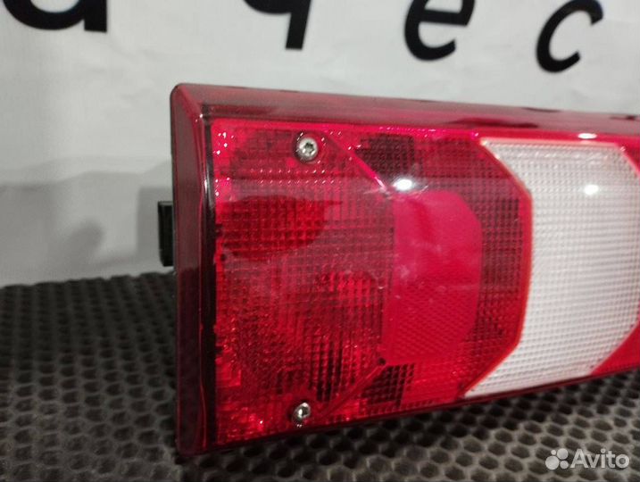 Фонарь задний левый Mercedes Actros MP4