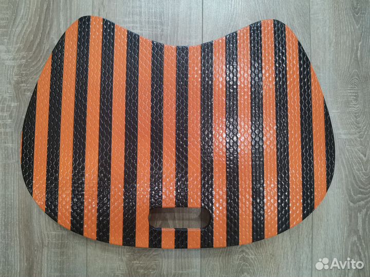 Подставка для ноутбука с подушкой