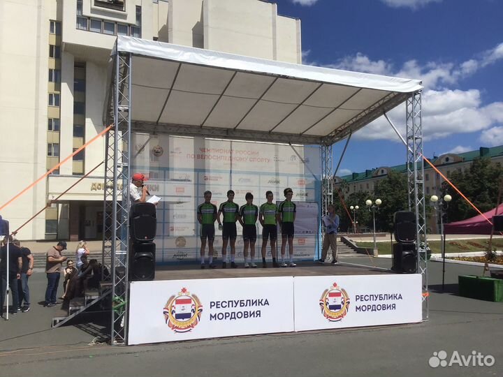 Аренда сцены с крышей