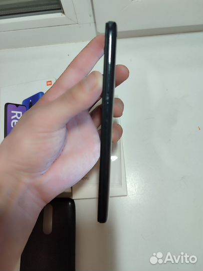 Xiaomi Redmi 8, 3/32 ГБ