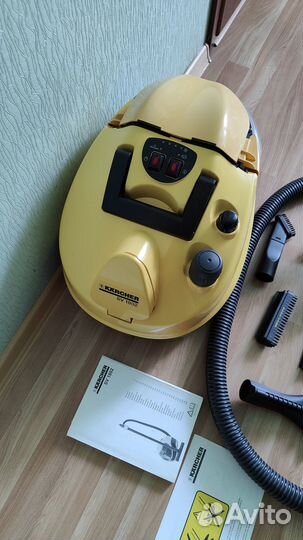 Пылесос паровой очиститель Karcher SV 7