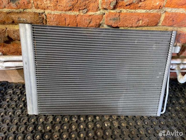 Радиатор кондиционера Bmw 5 E60 N52B25 2009