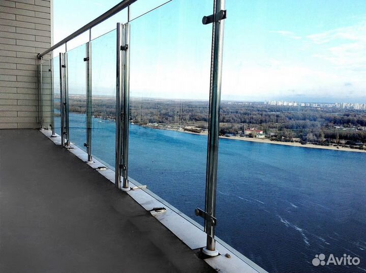 Ограждение для балкона из стекла