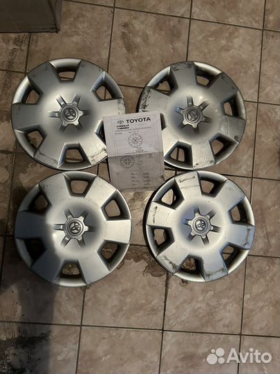 Колпаки на toyota corolla