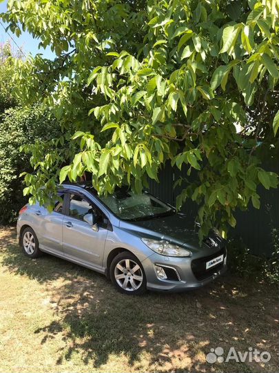 Peugeot 308 1.6 AT, 2011, 180 000 км