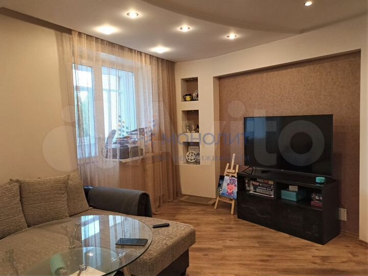 2-к. квартира, 81,4 м², 2/5 эт.