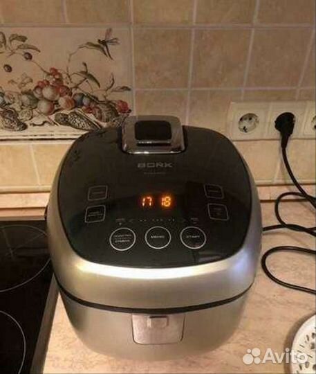 Мультиварка индукционная Bork u400