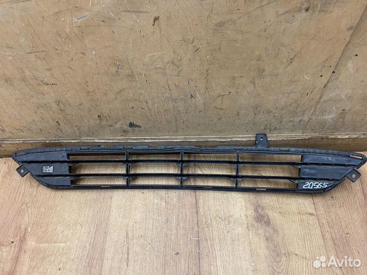 Решётка в бампер центральная Kia Optim 4 Рест 2018