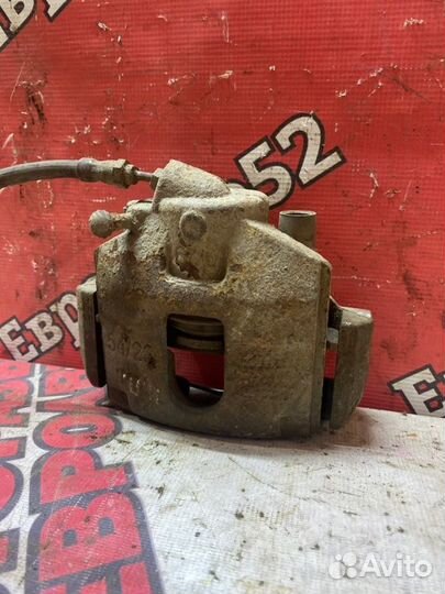 Суппорт тормозной передний правый Ford Fusion 1.4