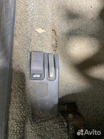Рычаг открывания багажника Honda Accord 2