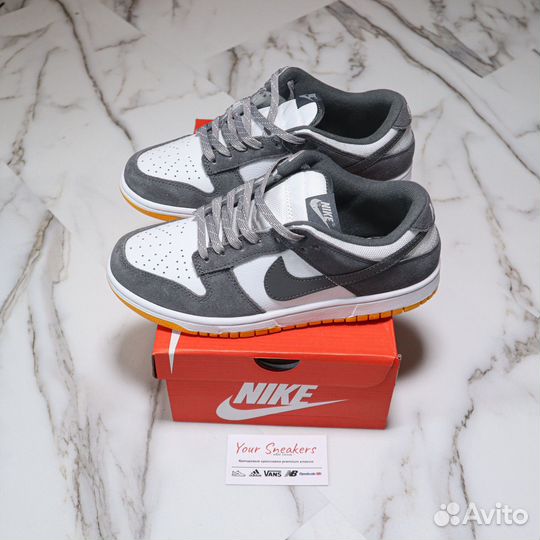 Кроссовки Nike Dunk Low SP