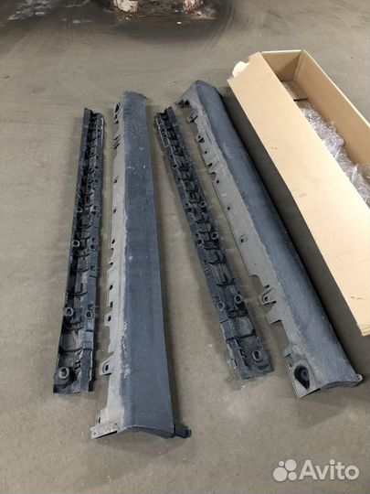 Порог левый (водитель) BMW X5 F15 2018 год