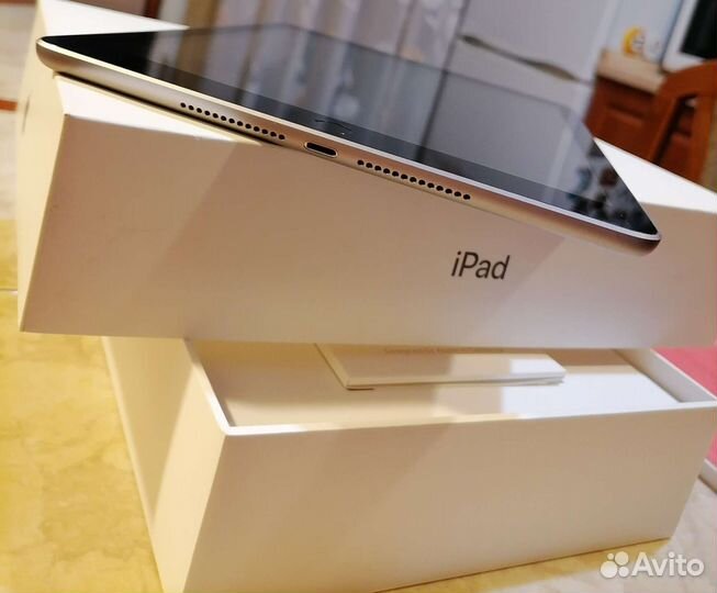 iPad 5 поколения 2017