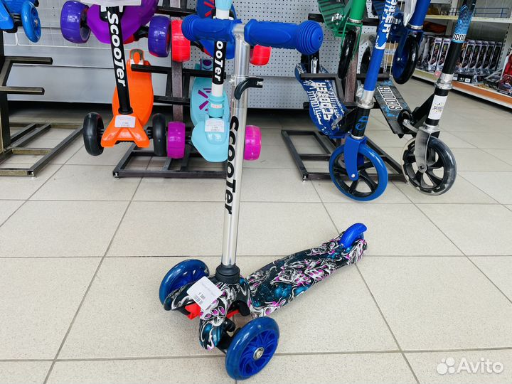 Самокат детский трехколесный