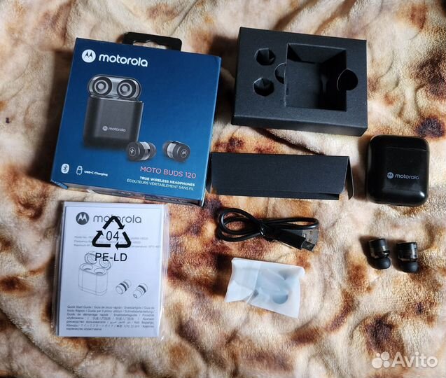 Беспроводные наушники Moto buds 120