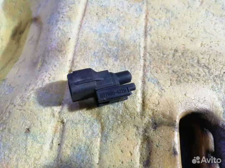 Датчик наружной температуры Toyota Mitsubishi