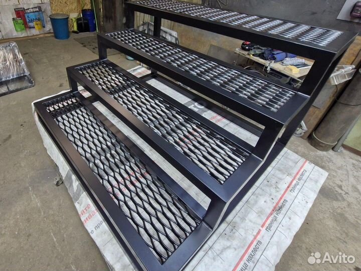 Террасная лестница на металлокаркасе (крыльцо)