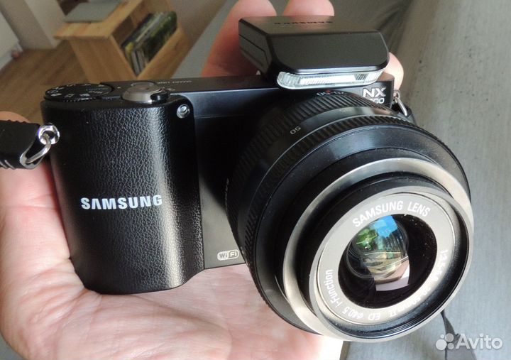 Samsung NX 1000