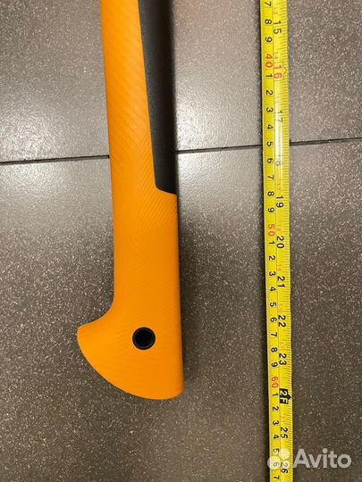 Топор fiskars x17