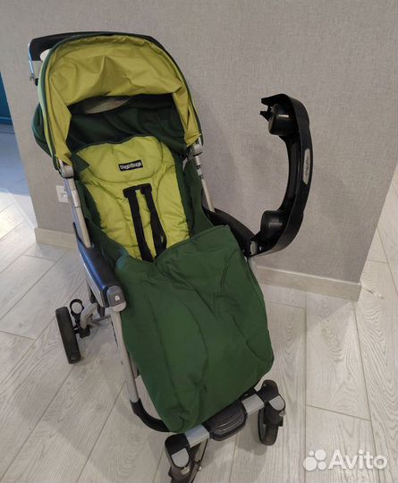 Коляска прогулочная Peg-Perego Vela Easy Drive