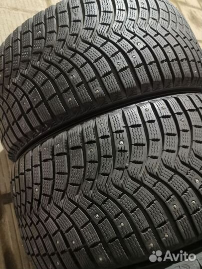 Michelin X-Ice North XIN2 265/45 R20 и 295/40 R20