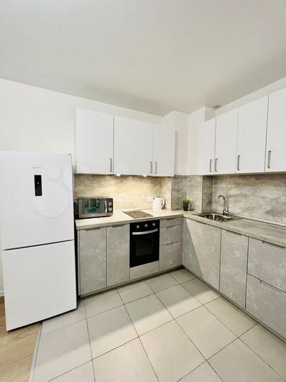 1-к. квартира, 57 м², 9/33 эт.