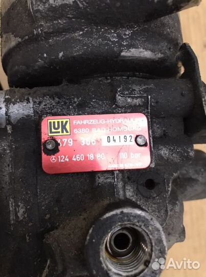 Насос гидроусилителя руля Мерседес W124(949)